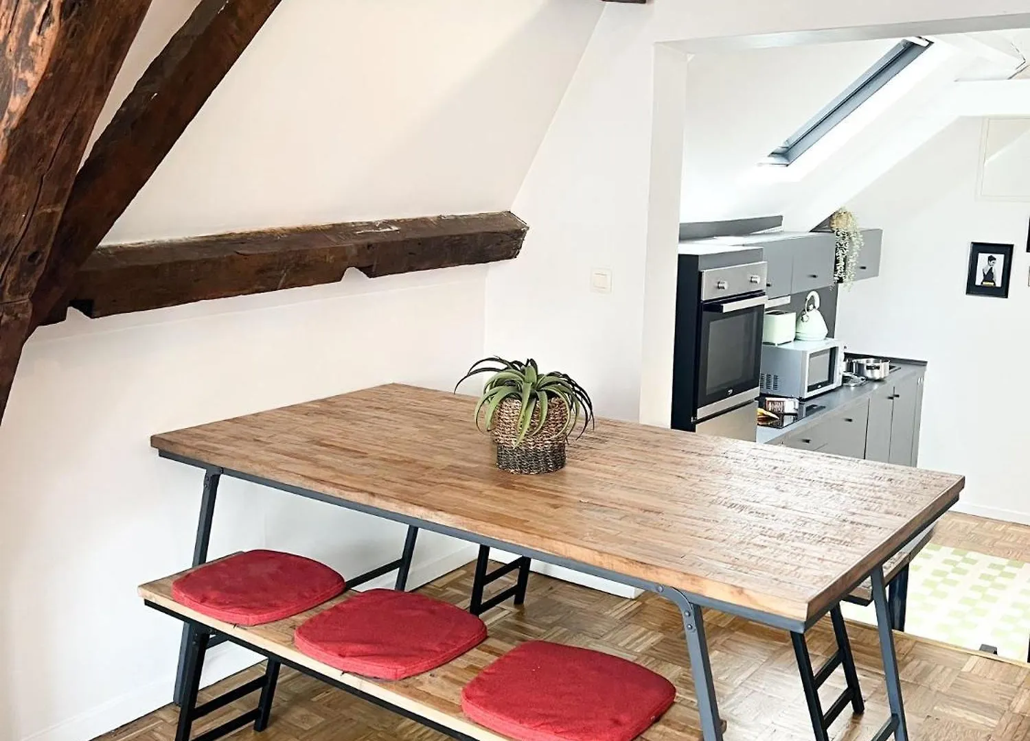 Nammos Home'S Antwerp Apartment